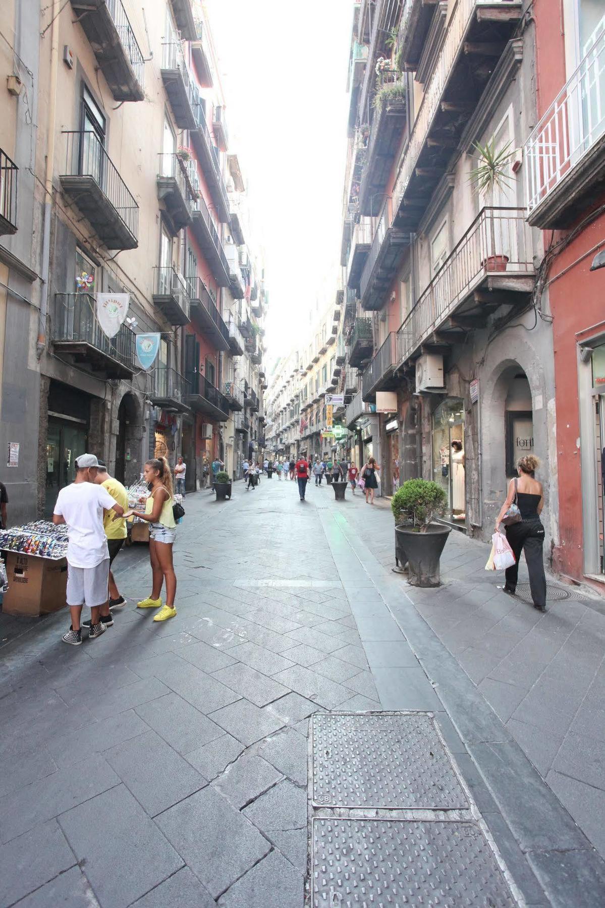 Napoli 2 Affittacamere Nápoles Exterior foto